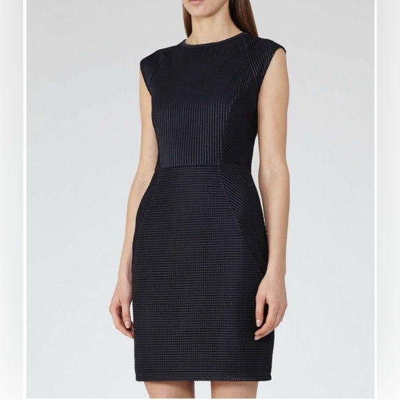 Reiss Size 6 Navy Blue Textured Mesh Cap Sleep Sheath Granger Dress - Picture 2 of 7